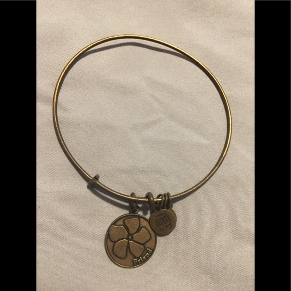 Flower friend bracelet - Picture 1 of 1